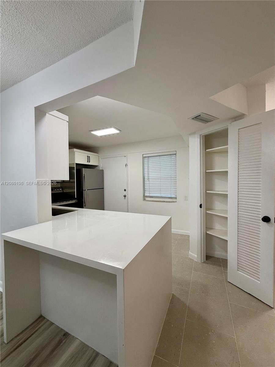 Rolling Green Condo H | Unit #H101 Unit #H101 | Picture 8