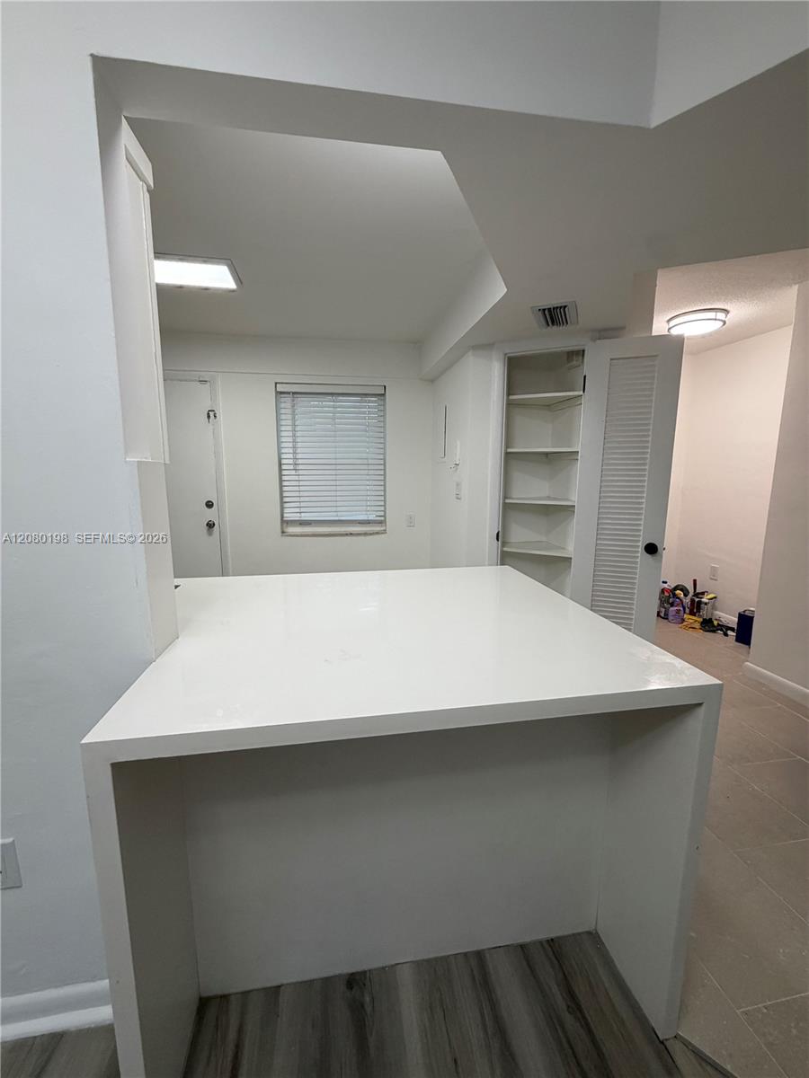 Rolling Green Condo H | Unit #H101 Unit #H101 | Picture 9