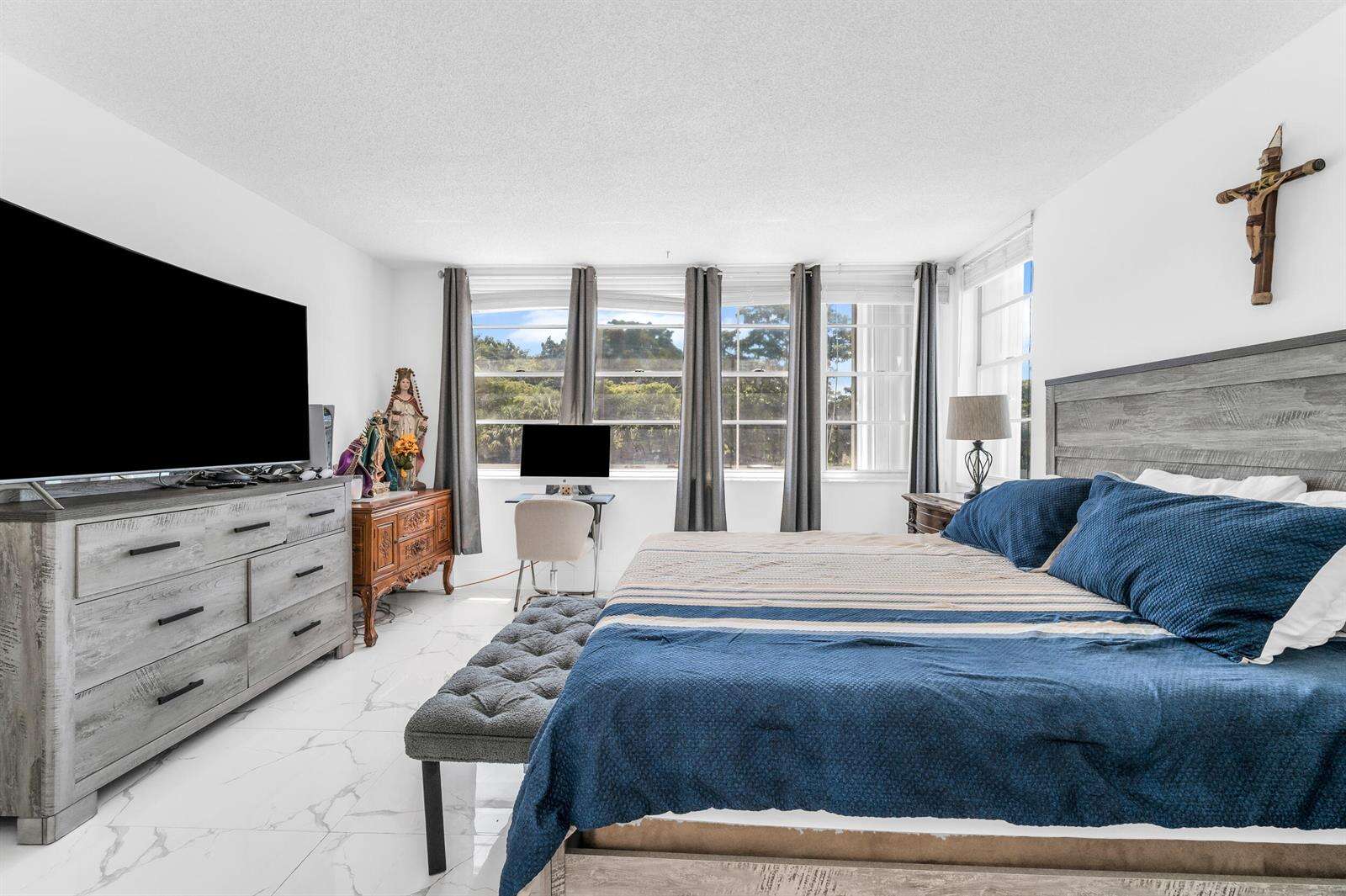 Bayview Towers Condo North Bldg | Unit #C204 Unit #C204 | Picture 11