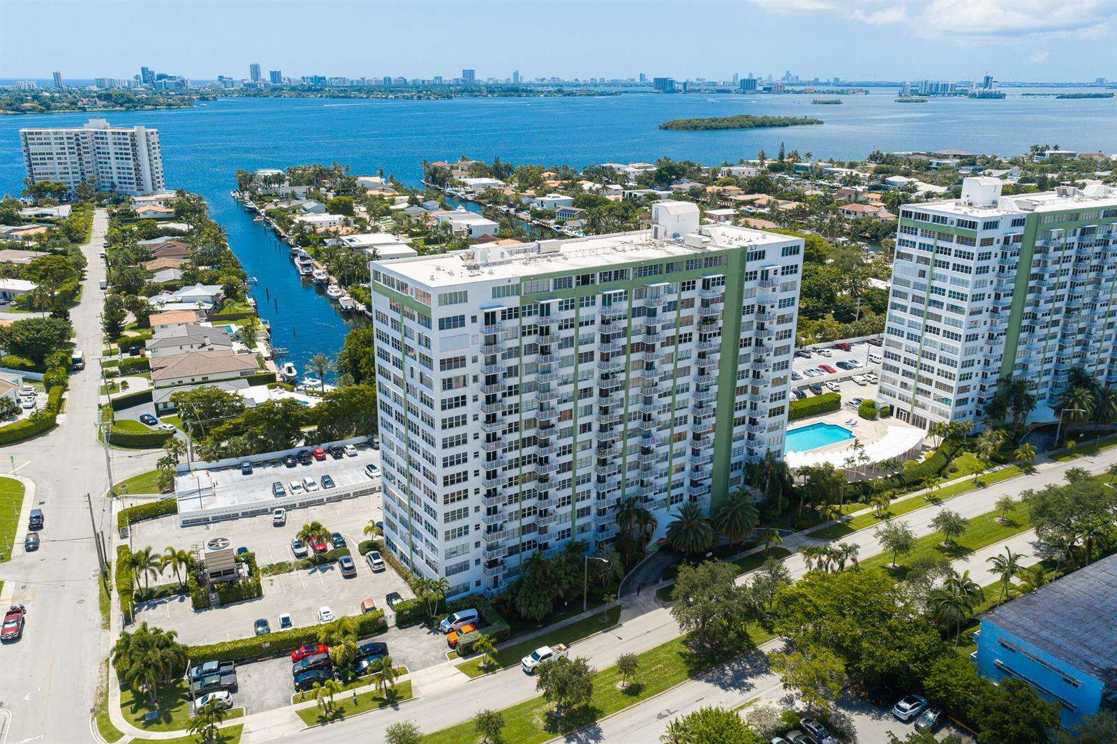 Bayview Towers Condo North Bldg | Unit #C204 Unit #C204 | Picture 20