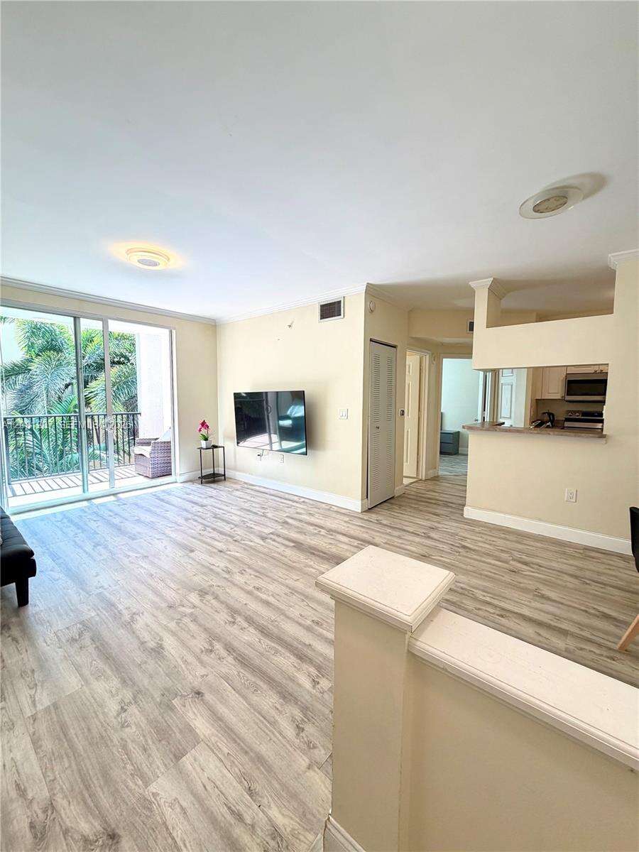 Porto Bellagio | Unit #2419 Unit #2419 | Picture 3