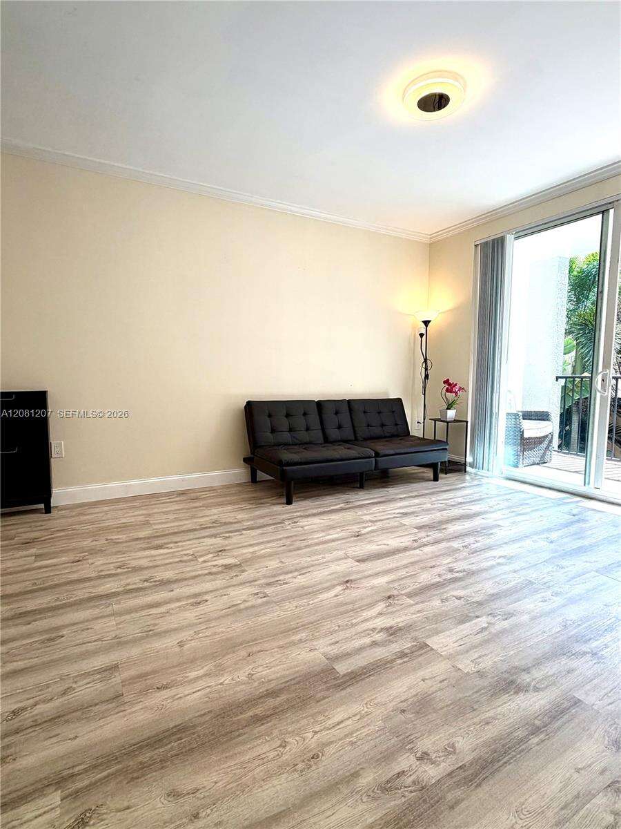Porto Bellagio | Unit #2419 Unit #2419 | Picture 4