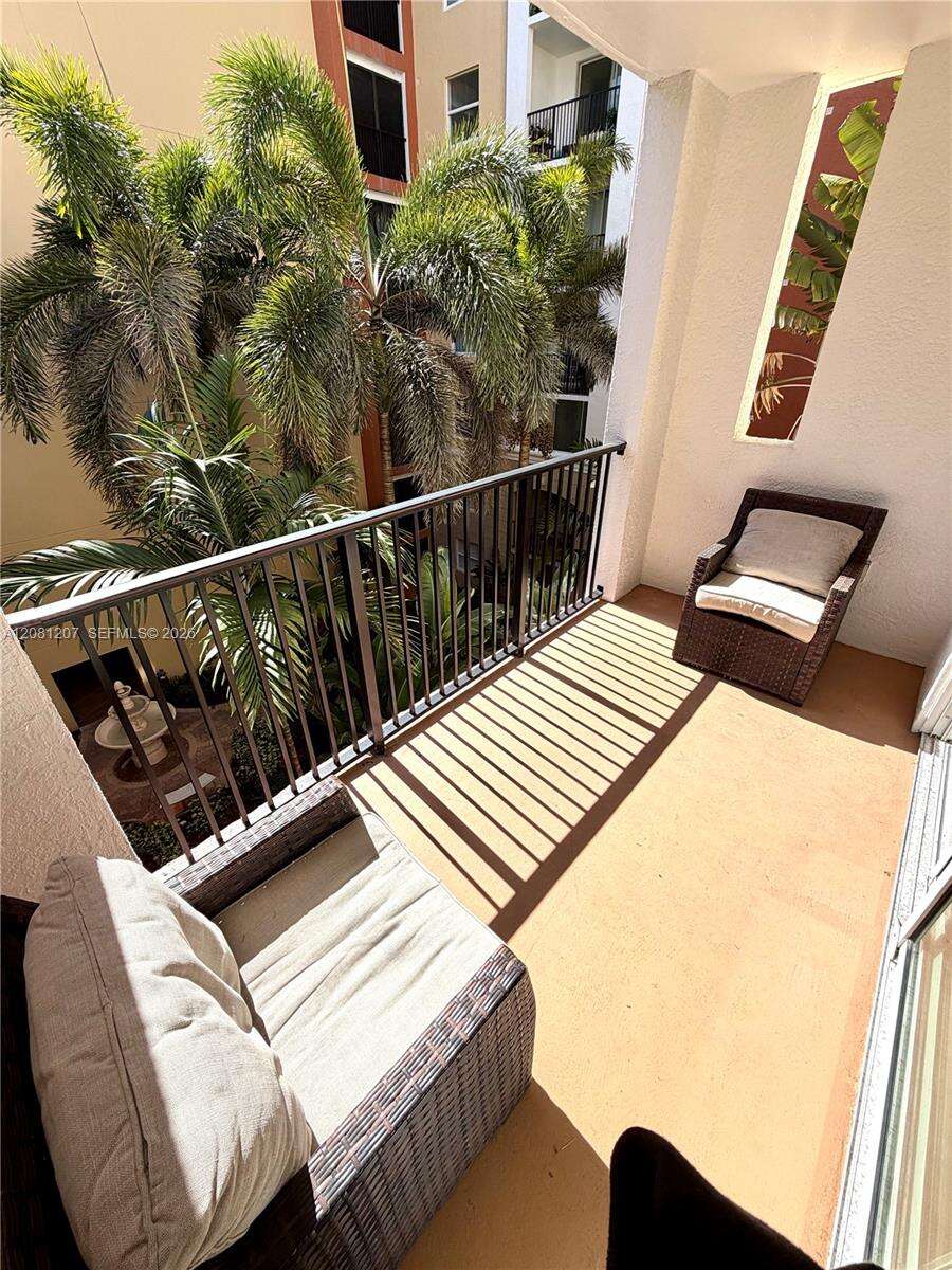 Porto Bellagio | Unit #2419 Unit #2419 | Picture 9