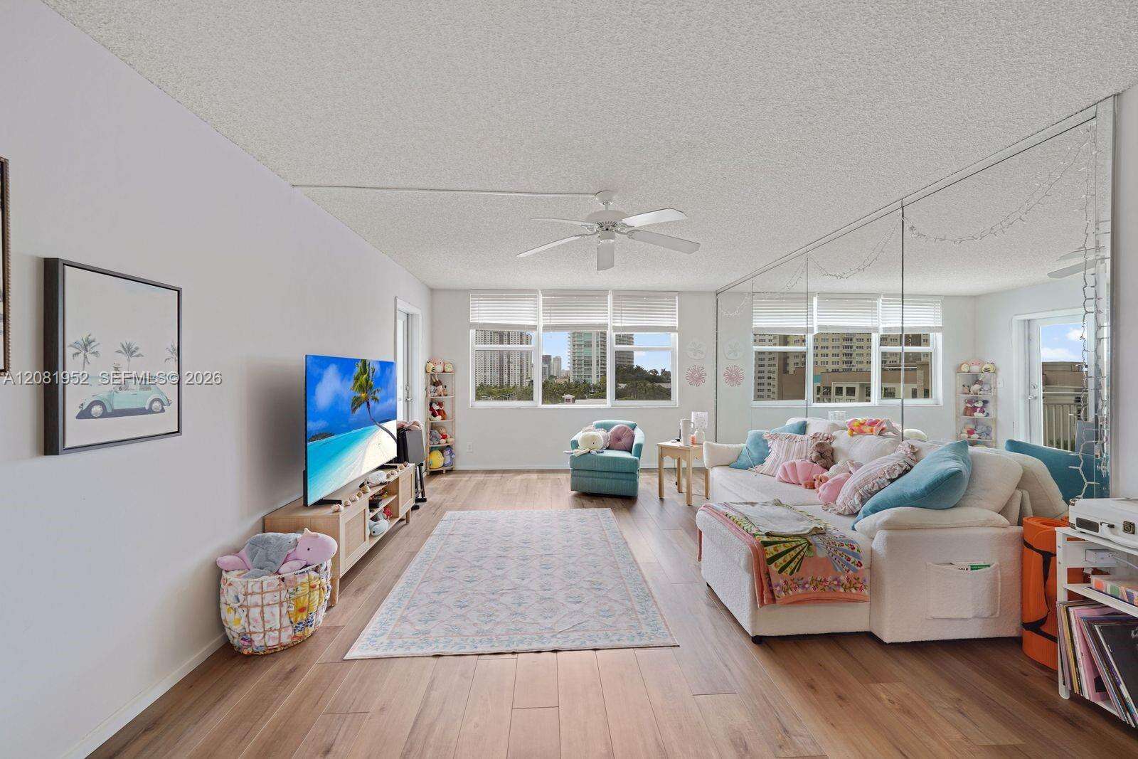 Granada House Condominium Apartments | Unit #801 Unit #801 | Picture 6