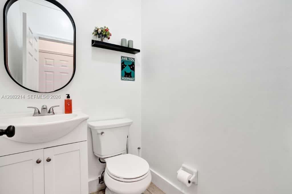 Towngate Condo Two | Unit #2238 Unit #2238 | Picture 9