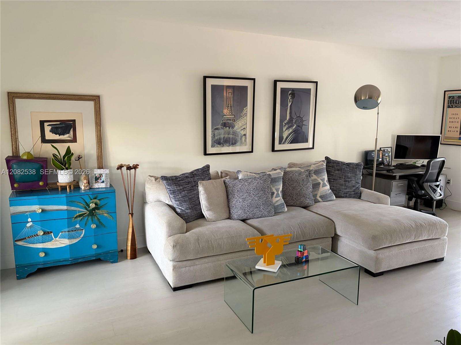 Briar Bay Townhouse Ests | N/A N/A | Picture 3