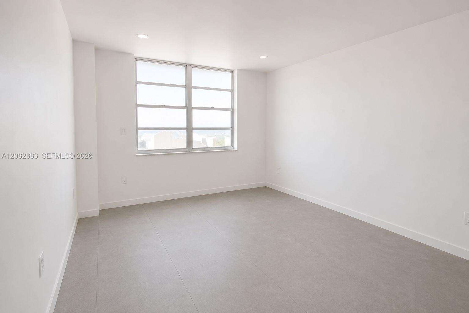 Commodore Plaza Condo Tower Bldg | Unit #PH05 Unit #PH05 | Picture 6