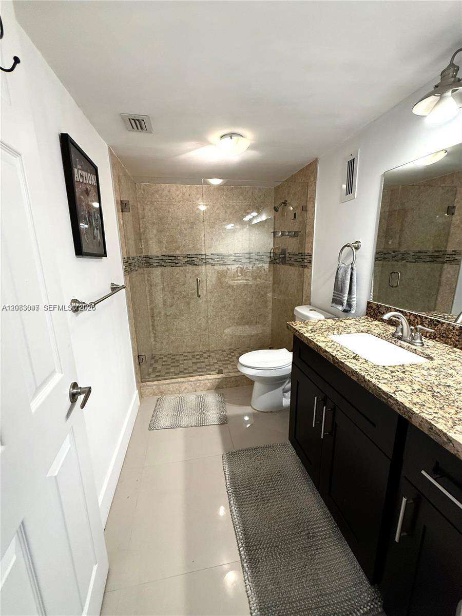 Cedar Glenn | Unit #227-E Unit #227-E | Picture 17