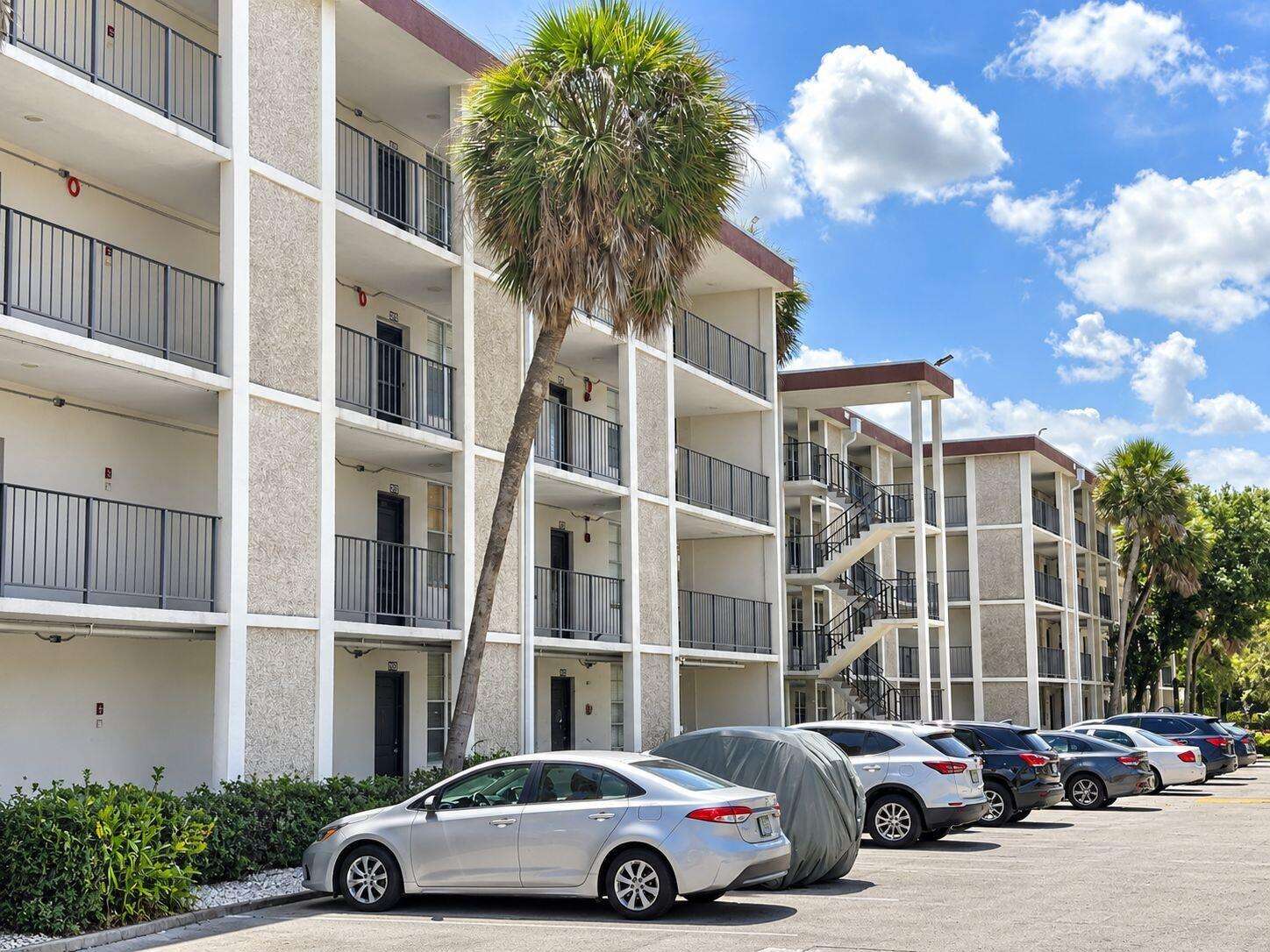 Cypress Chase Condo No 7 | Unit #118 Unit #118 | Picture 1
