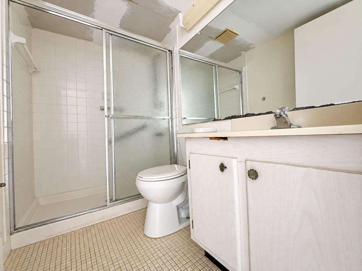 Cypress Chase Condo No 7 | Unit #118 Unit #118 | Picture 8