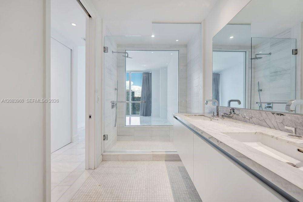 Missoni Baia | Unit #4706 Unit #4706 | Picture 26