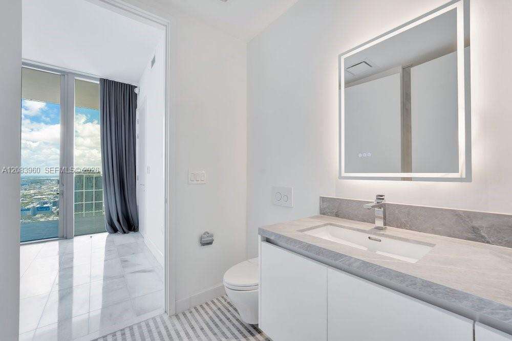 Missoni Baia | Unit #4706 Unit #4706 | Picture 27