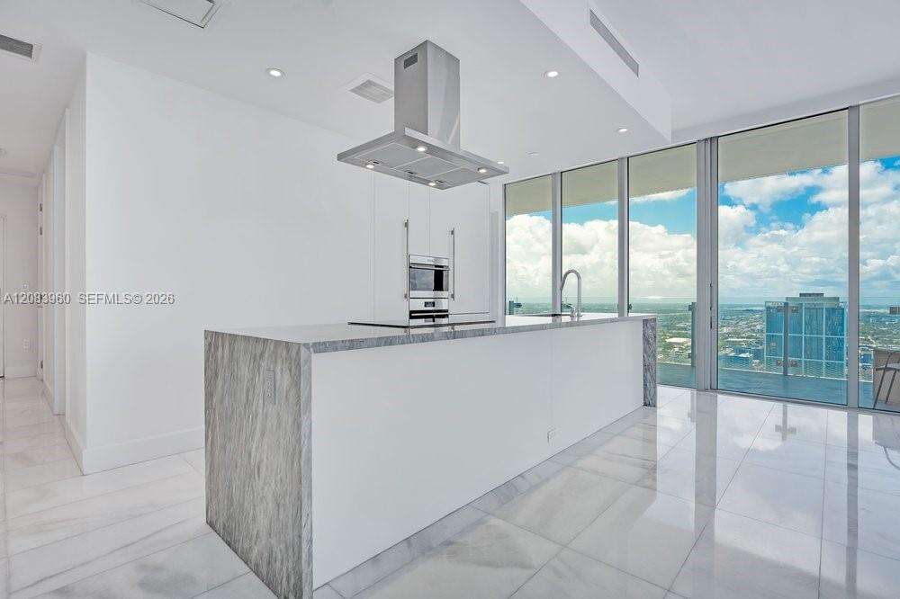 Missoni Baia | Unit #4706 Unit #4706 | Picture 8