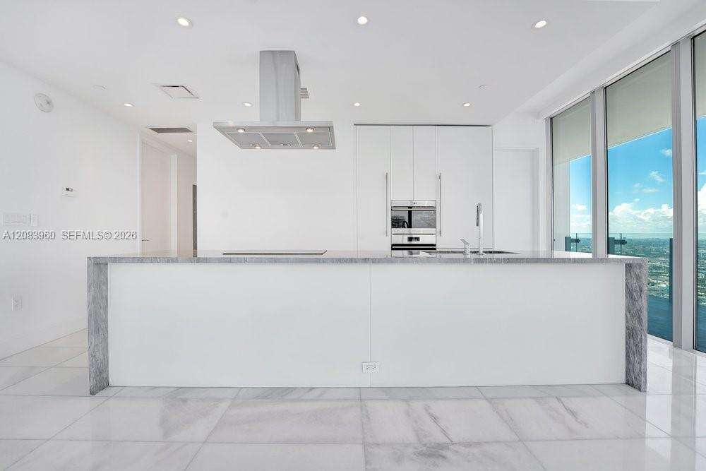 Missoni Baia | Unit #4706 Unit #4706 | Picture 10