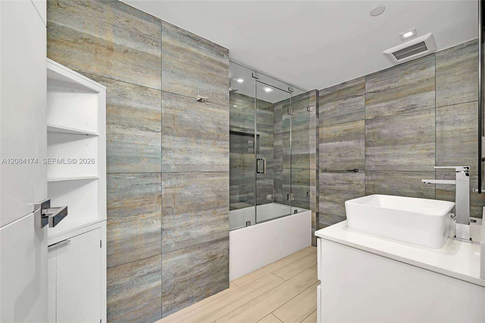 The Bridgewater | Unit #1901 Unit #1901 | Picture 28
