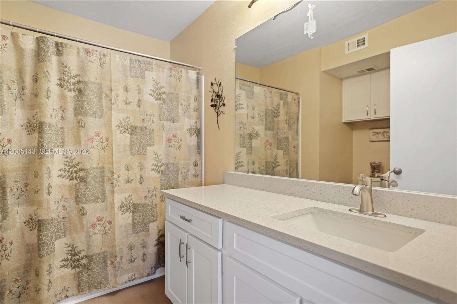 Sailboat Pointe | Unit #1803 Unit #1803 | Picture 7