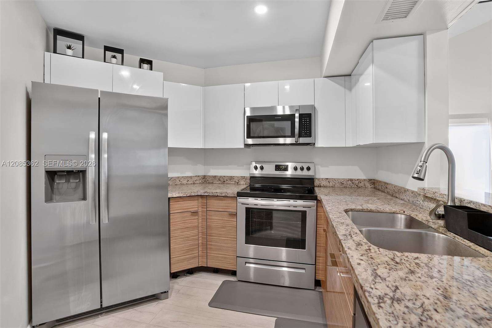Soleil At Fontainebleau | Unit #G303 Unit #G303 | Picture 7