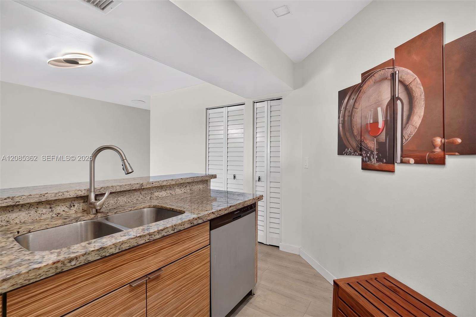 Soleil At Fontainebleau | Unit #G303 Unit #G303 | Picture 9