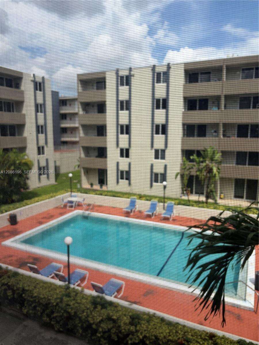 Samari Lake East | Unit #1327 Unit #1327 | Picture 15