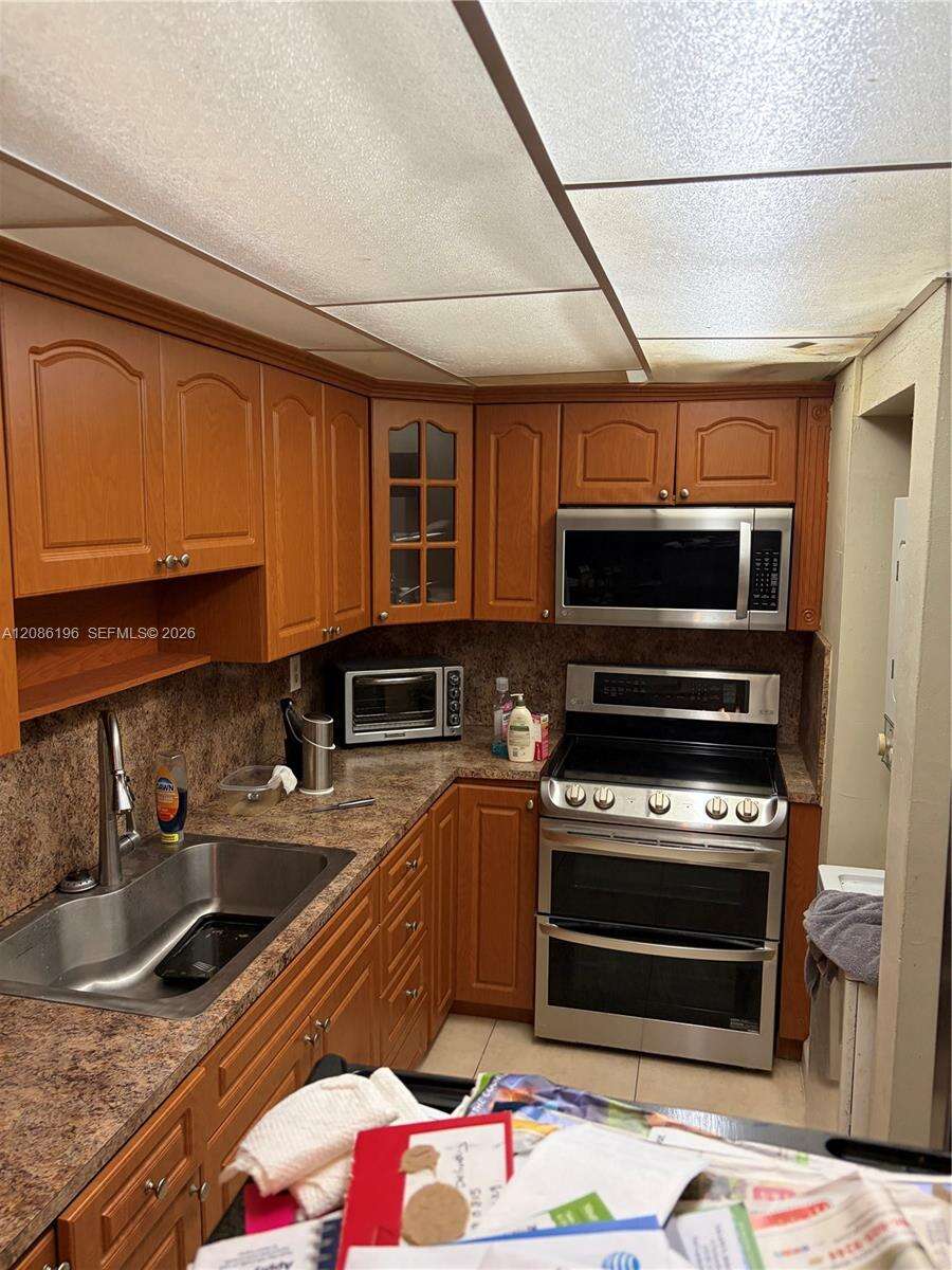 Samari Lake East | Unit #1327 Unit #1327 | Picture 3