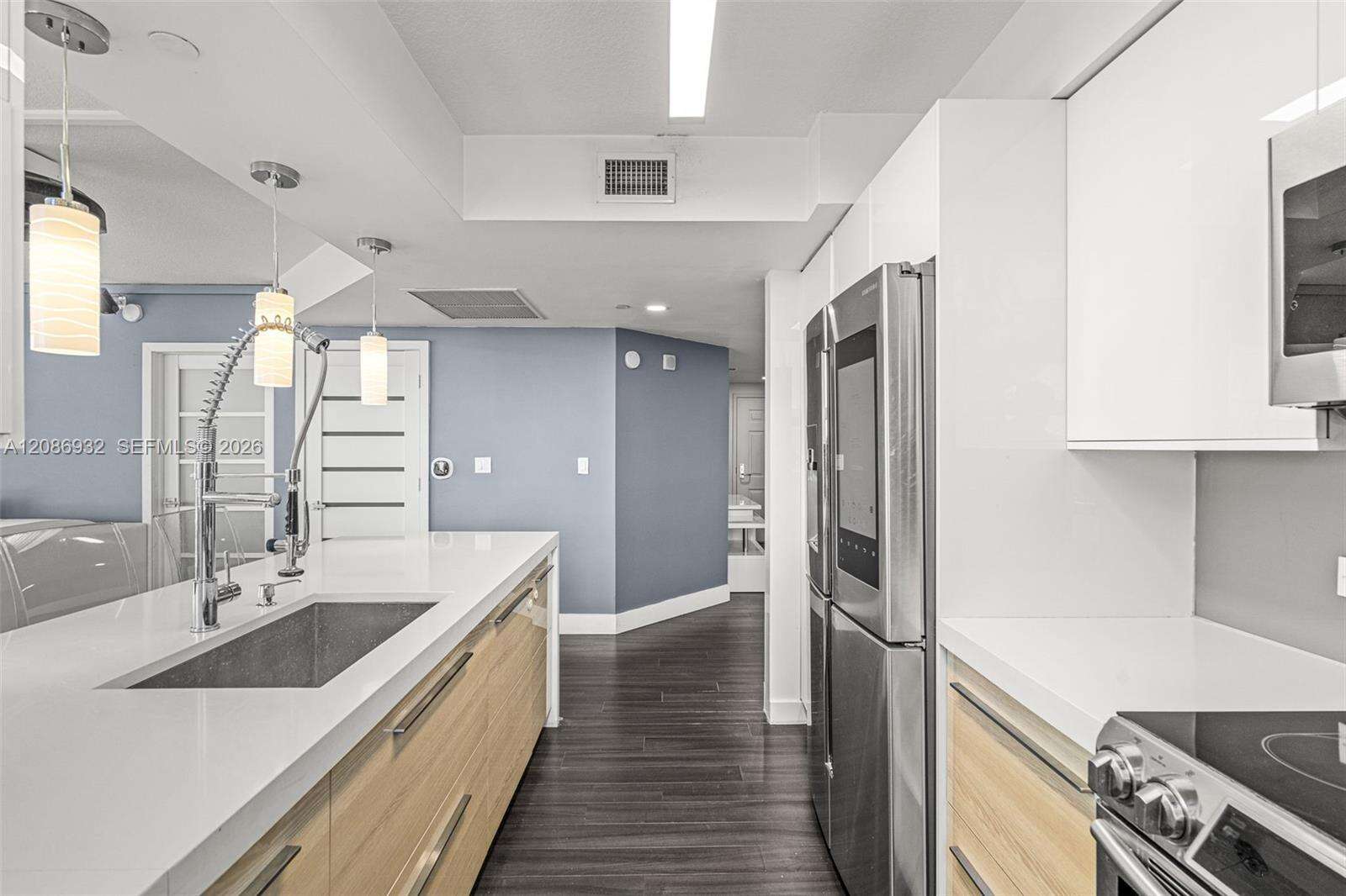 Turnberry On The Green | Unit #1508 Unit #1508 | Picture 12