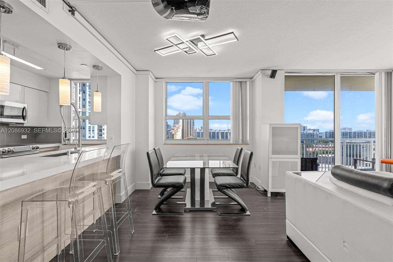 Turnberry On The Green | Unit #1508 Unit #1508 | Picture 14