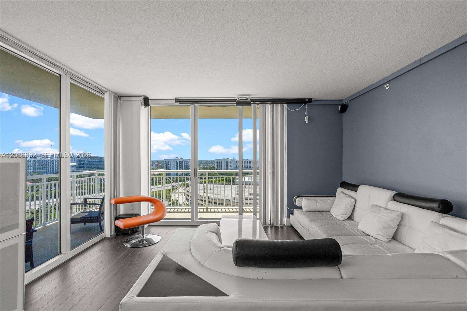 Turnberry On The Green | Unit #1508 Unit #1508 | Picture 16