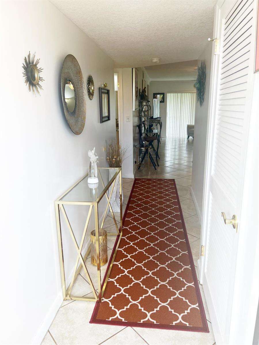 Hollybrook Golf And Tennis Club | Unit #302 Unit #302 | Picture 3