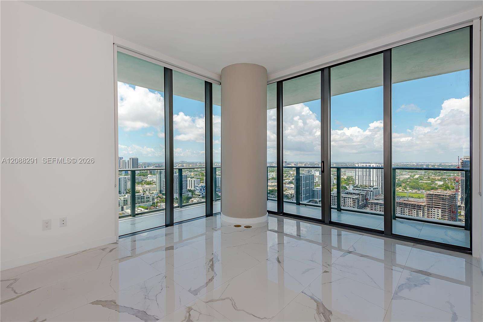 Gran Paraiso | Unit #3201 Unit #3201 | Picture 12