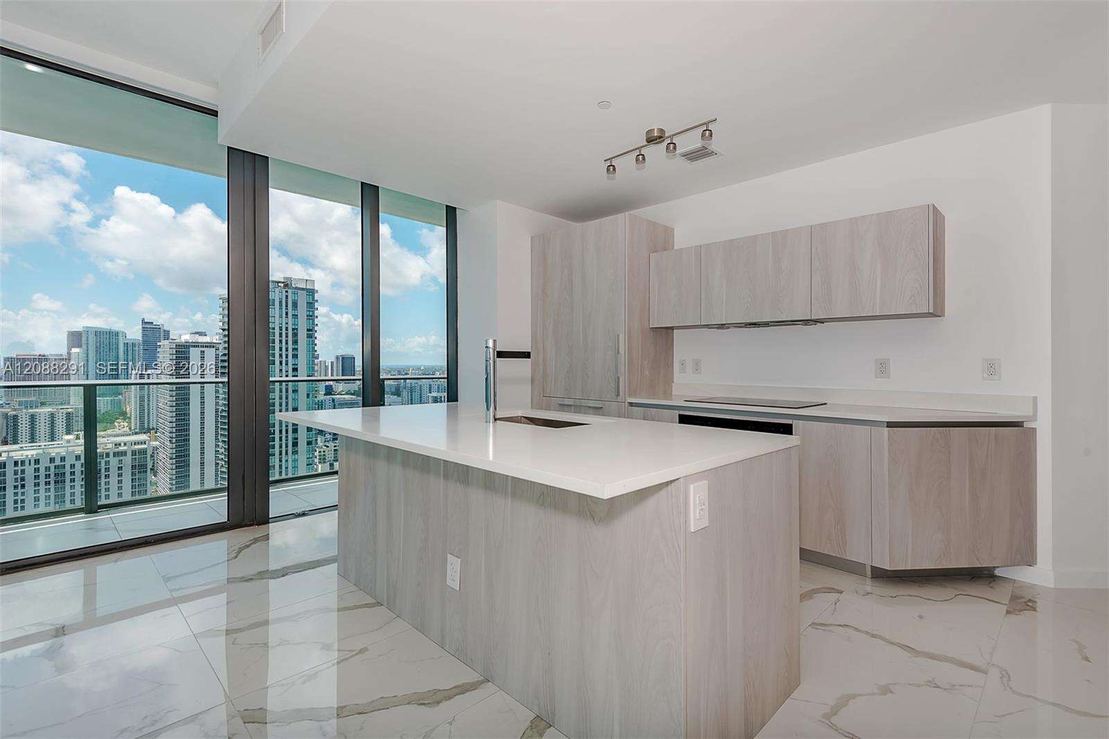 Gran Paraiso | Unit #3201 Unit #3201 | Picture 4