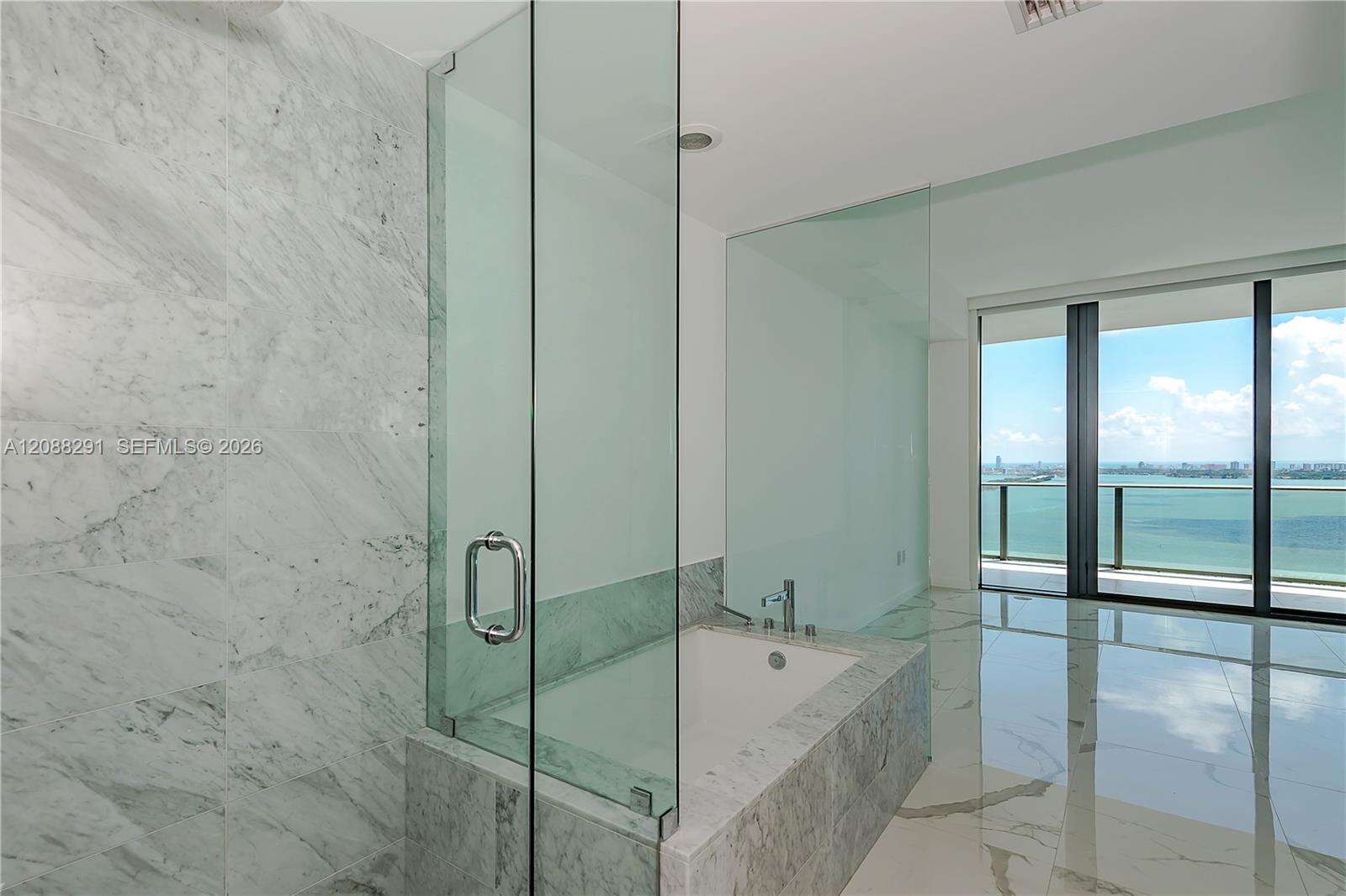 Gran Paraiso | Unit #3201 Unit #3201 | Picture 9