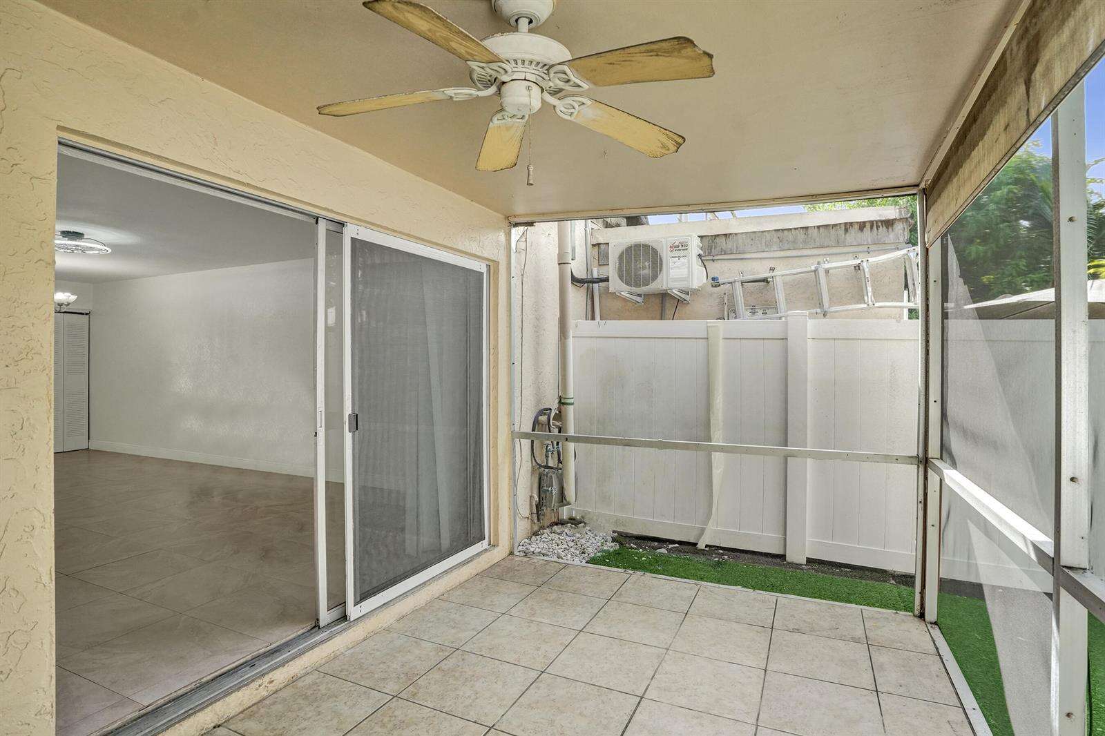 Oriole Golf Tennis Club Sec 3 78 22 B That Pt Of Par B | Unit #H Unit #H | Picture 19