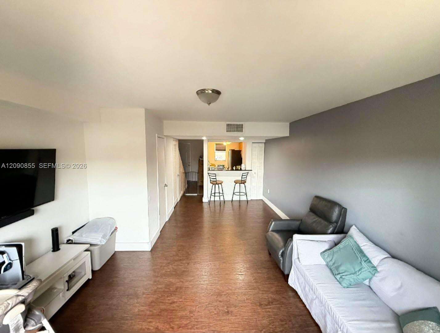 Laguna Club West Condo Bldg C | Unit #209 Unit #209 | Picture 3