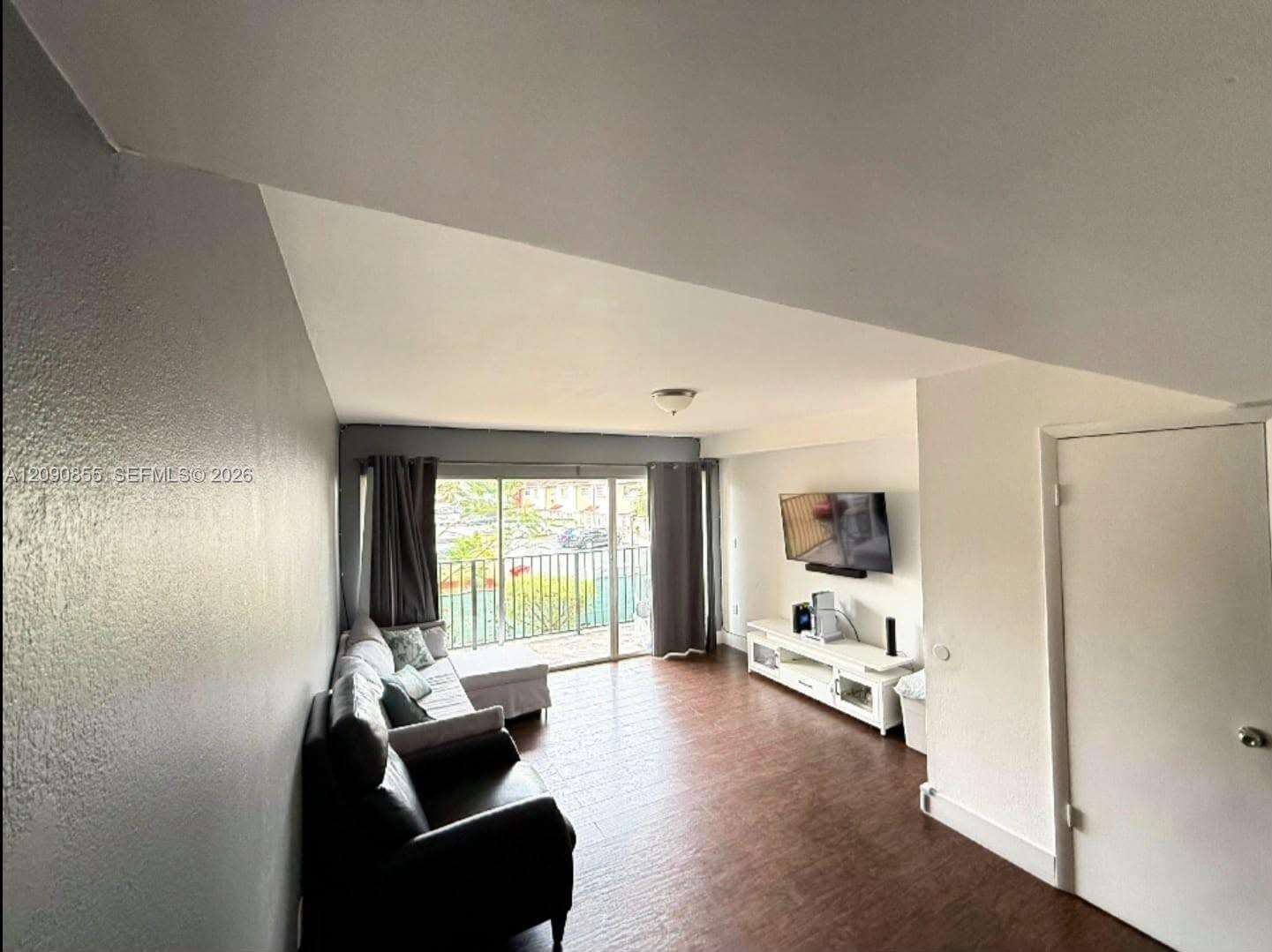 Laguna Club West Condo Bldg C | Unit #209 Unit #209 | Picture 4