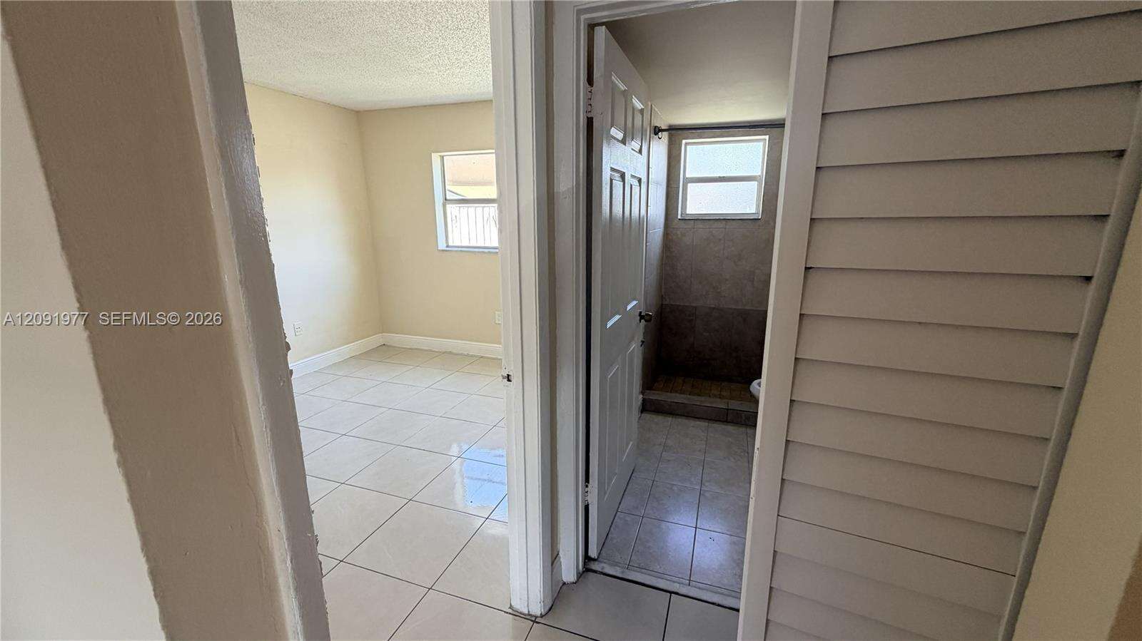 Las Villas Segovia | Unit #18 Unit #18 | Picture 14