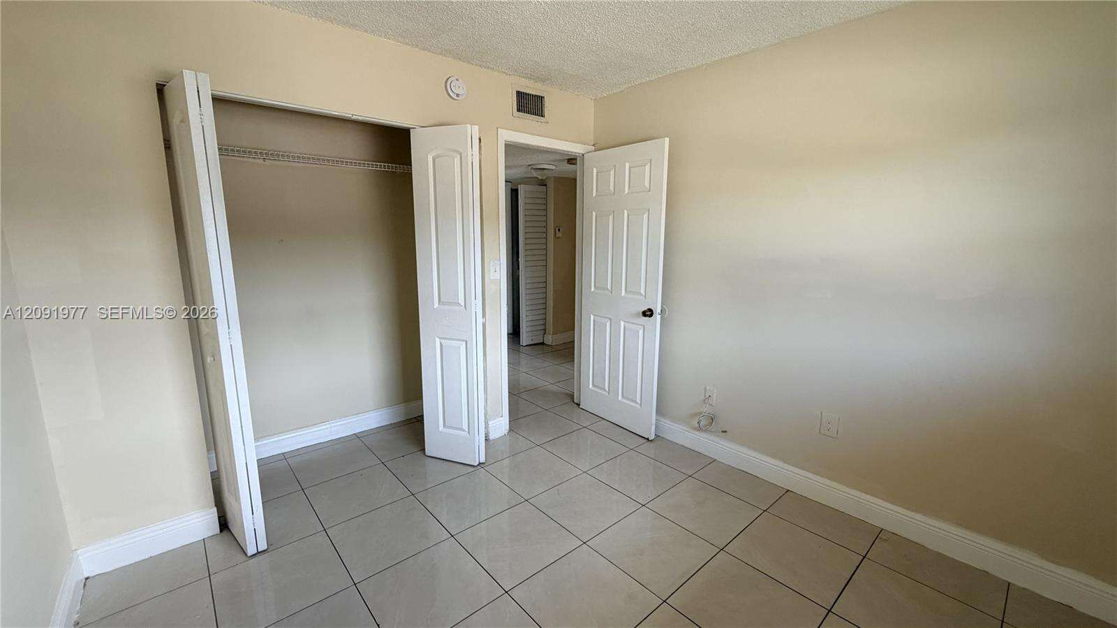 Las Villas Segovia | Unit #18 Unit #18 | Picture 20