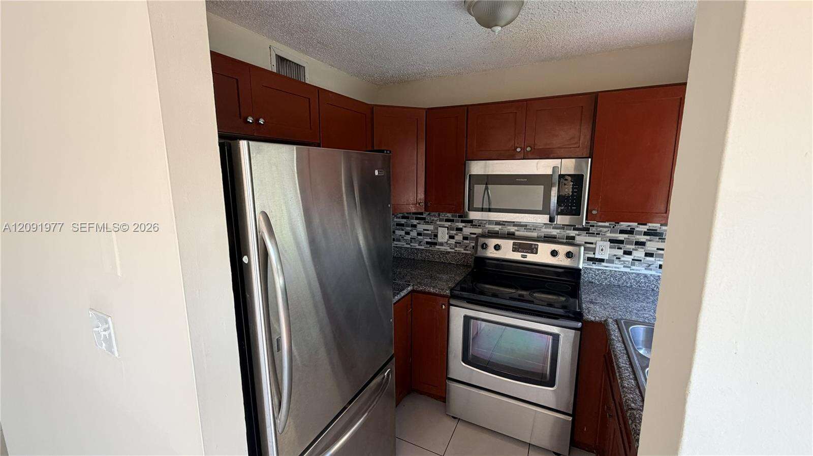 Las Villas Segovia | Unit #18 Unit #18 | Picture 7
