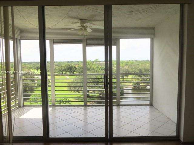 No 117 Palm Aire Country Club Apts | Unit #708 Unit #708 | Picture 5