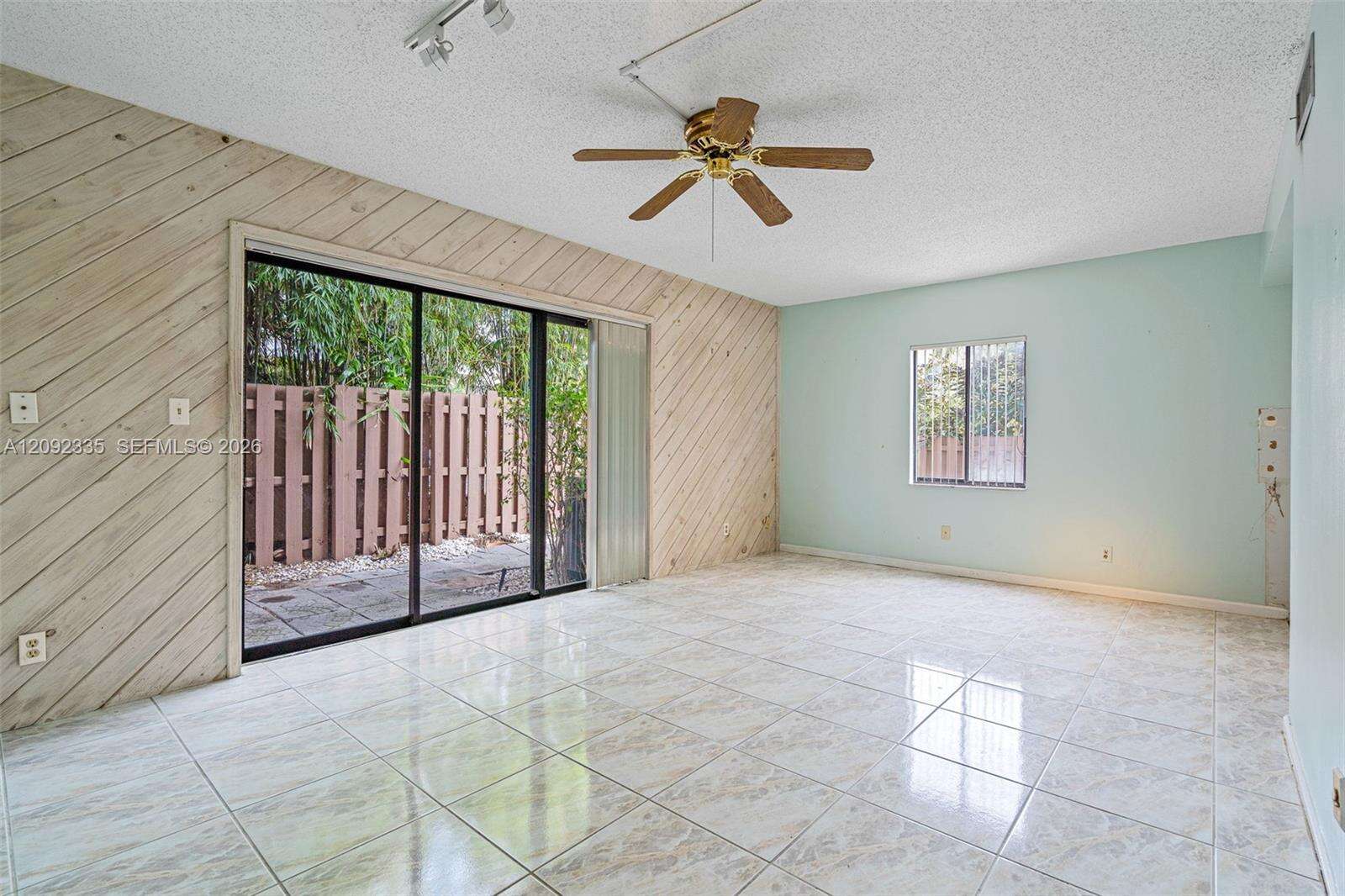 Tor Palm Townhouses | Unit #201 Unit #201 | Picture 32