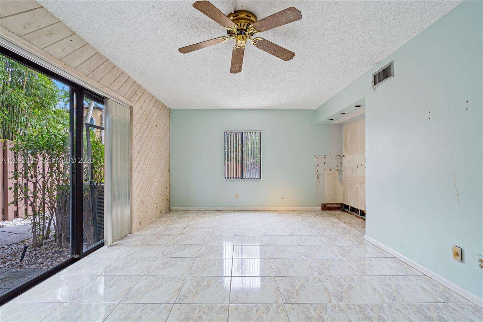 Tor Palm Townhouses | Unit #201 Unit #201 | Picture 33