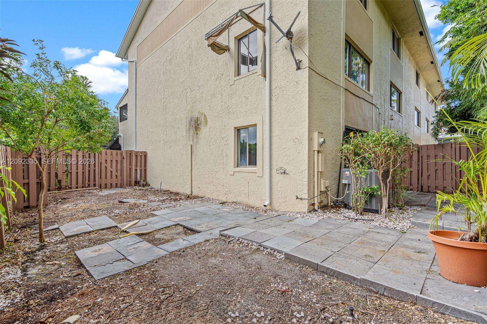Tor Palm Townhouses | Unit #201 Unit #201 | Picture 40