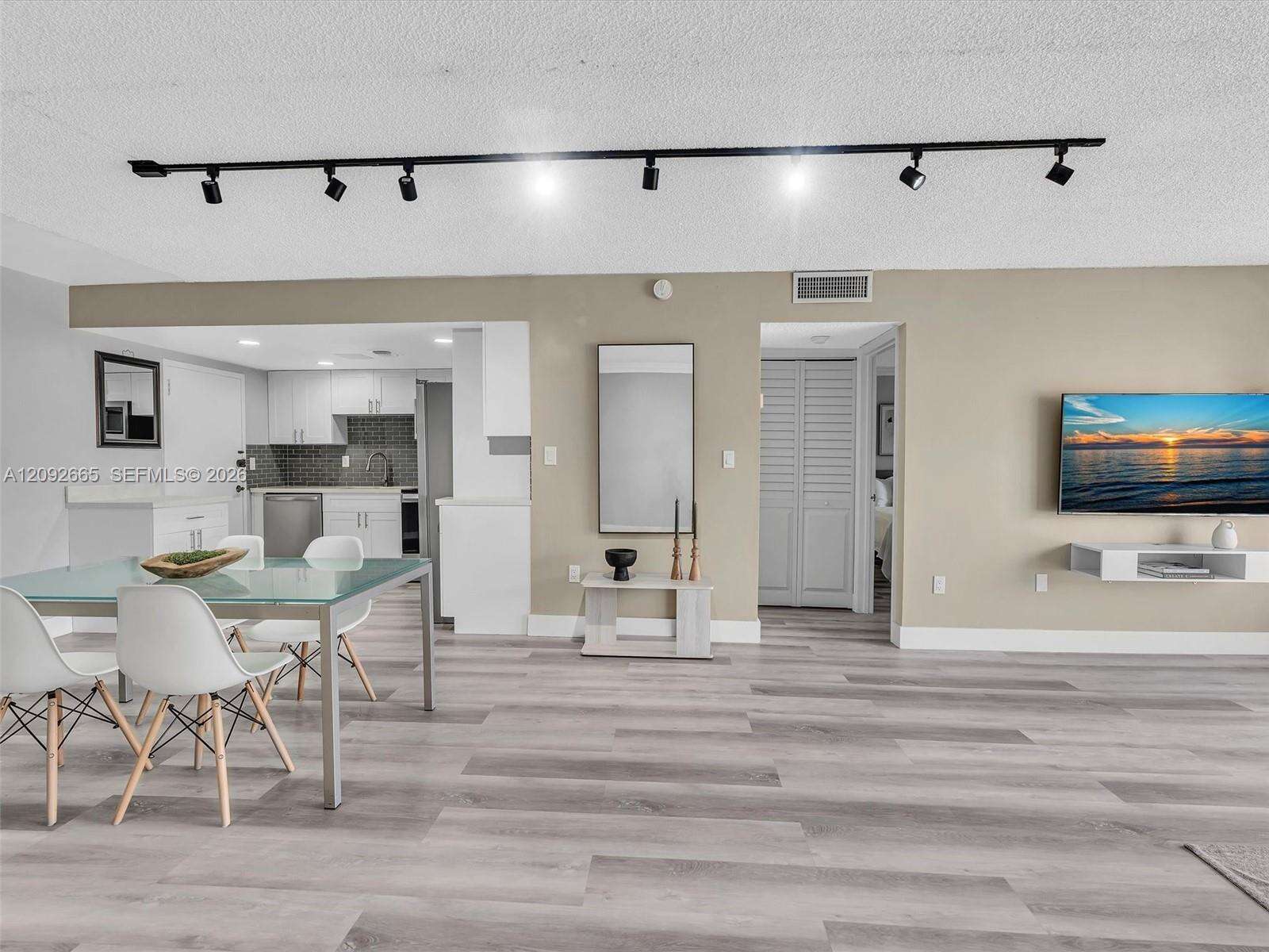 Marbella Tower | Unit #510 Unit #510 | Picture 5