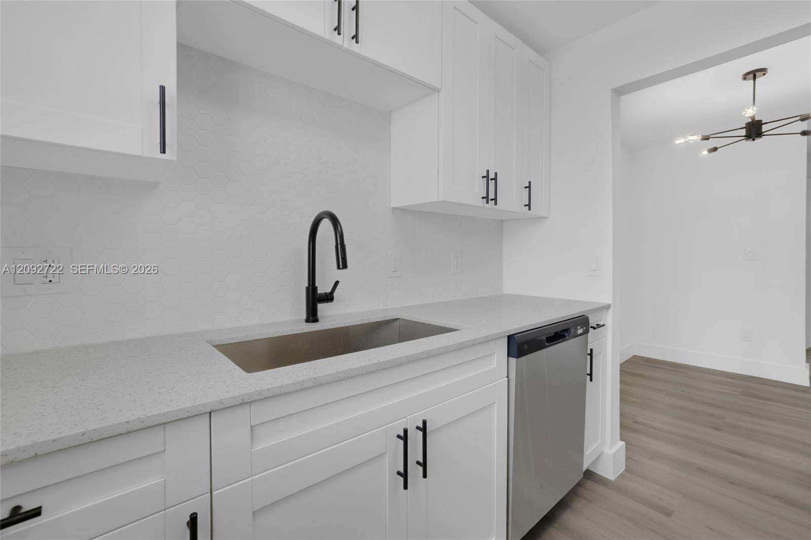 Jefferson South Shore Condo Assn | Unit #304 Unit #304 | Picture 16