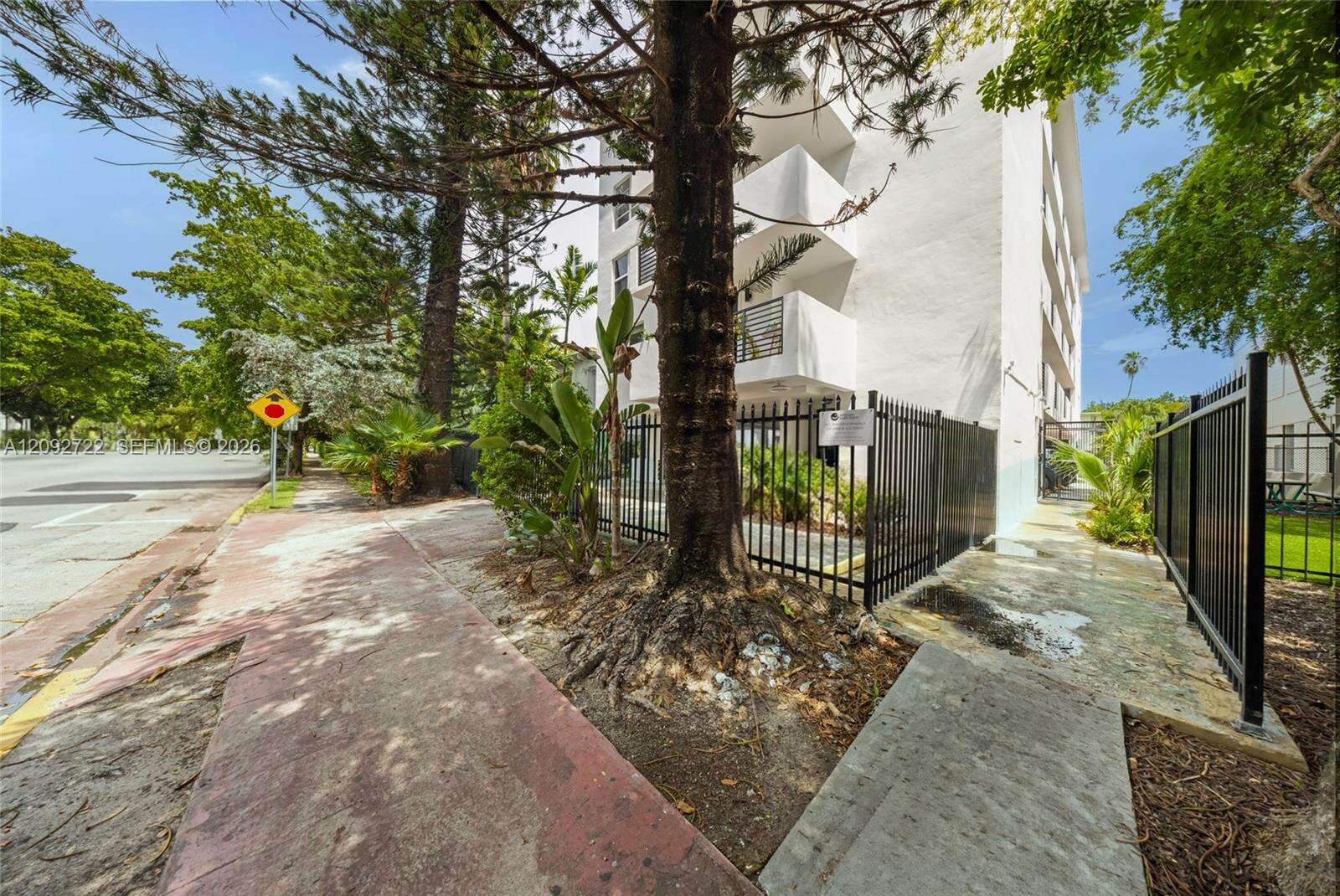 Jefferson South Shore Condo Assn | Unit #304 Unit #304 | Picture 28