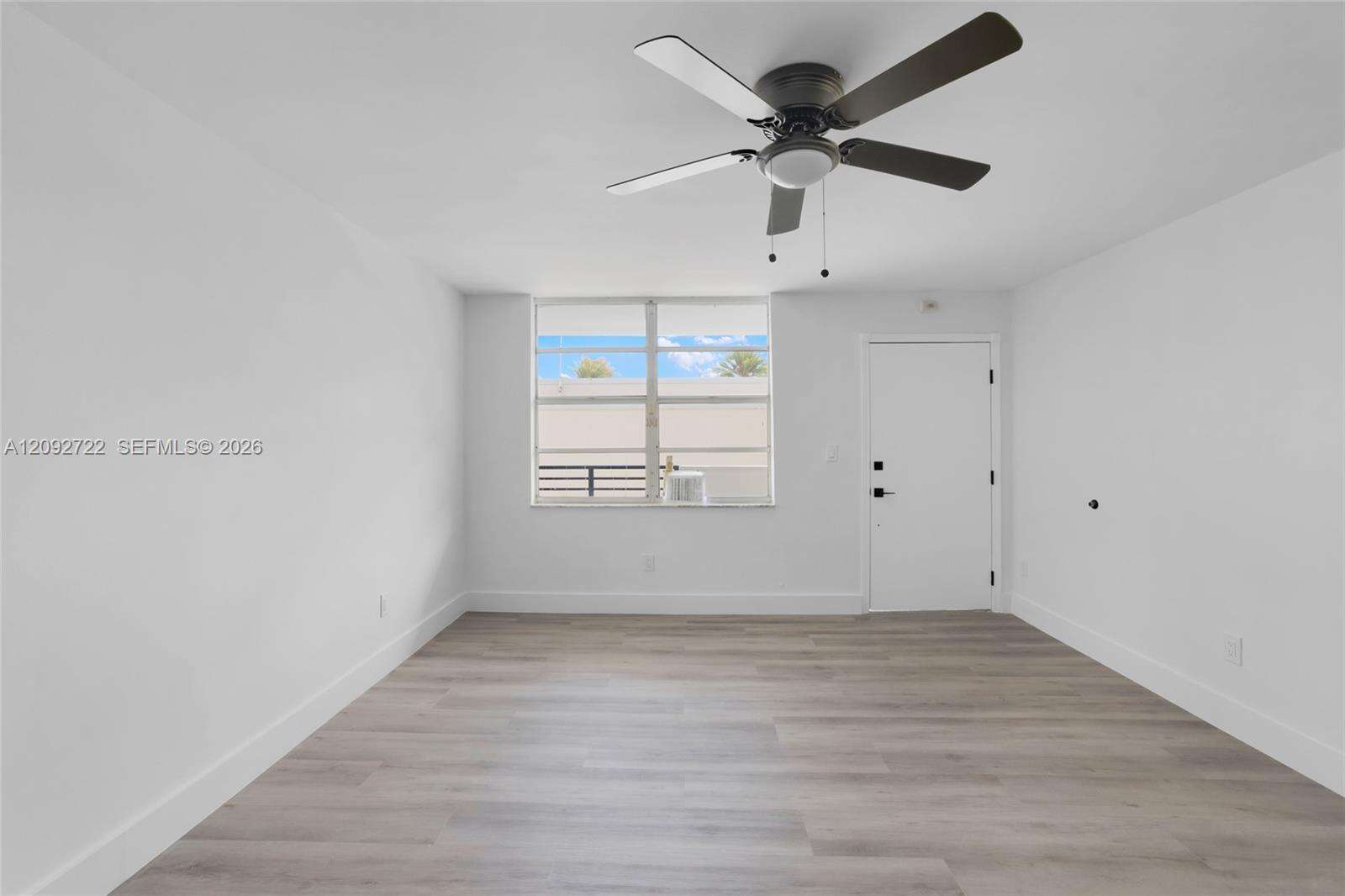Jefferson South Shore Condo Assn | Unit #304 Unit #304 | Picture 6