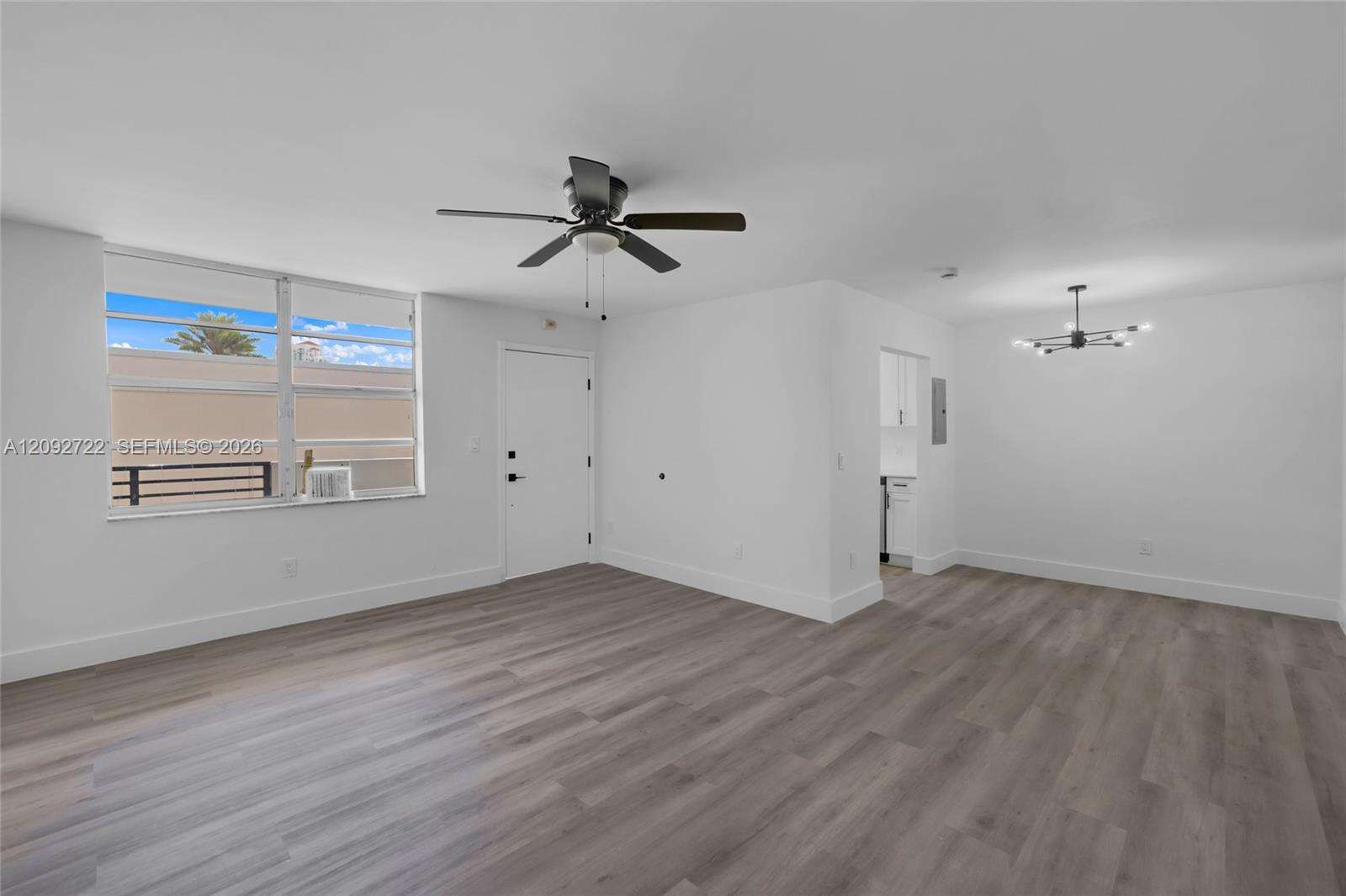 Jefferson South Shore Condo Assn | Unit #304 Unit #304 | Picture 7