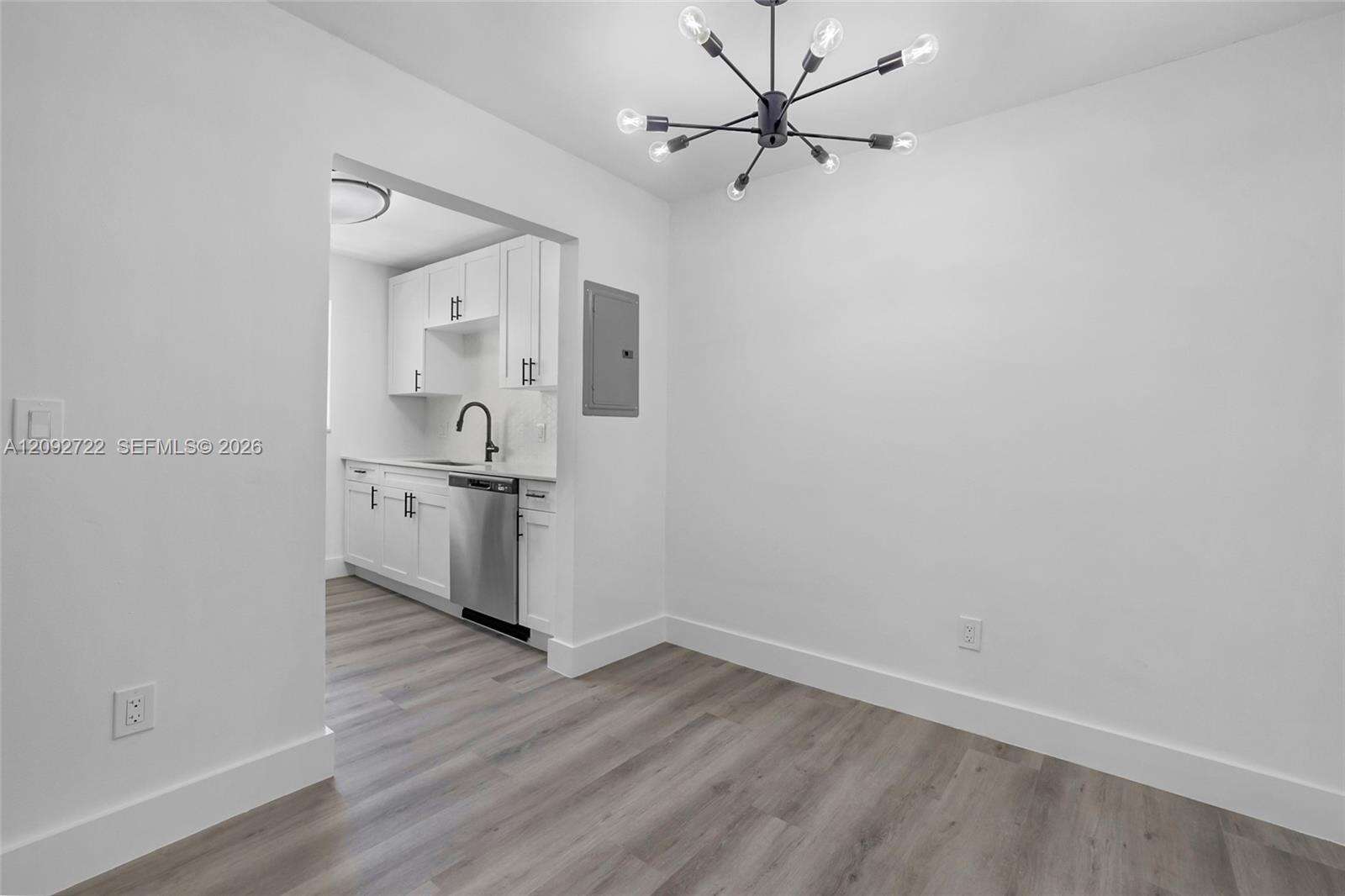 Jefferson South Shore Condo Assn | Unit #304 Unit #304 | Picture 10
