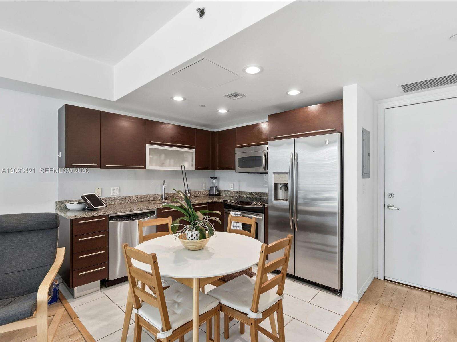 The Plaza 851 Brickell | Unit #1208 Unit #1208 | Picture 1