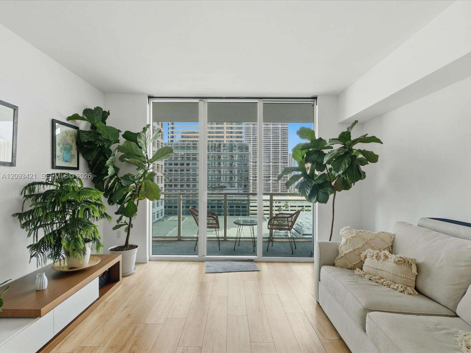 The Plaza 851 Brickell | Unit #1208 Unit #1208 | Picture 7