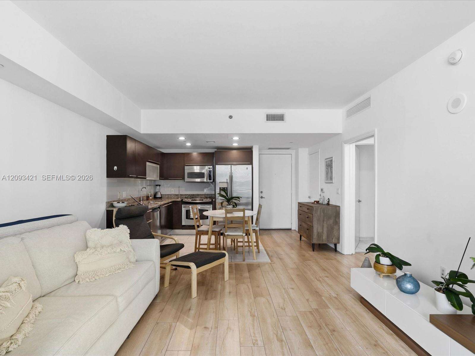 The Plaza 851 Brickell | Unit #1208 Unit #1208 | Picture 8
